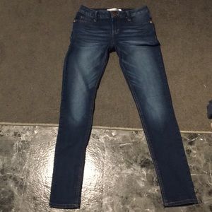 No Boundaries Women’s Skinny Jeans